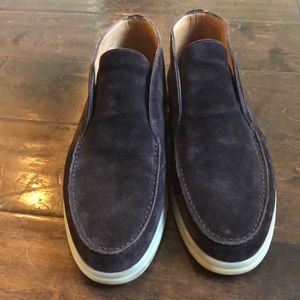 Loro Piana size 39 1/2 made in Italy.